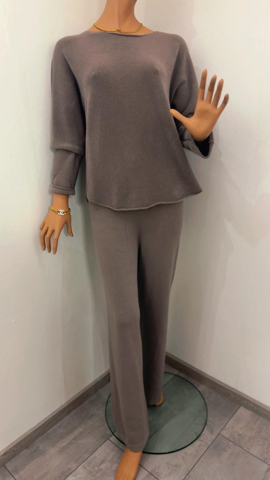 Zweiteiler-Loungewear in Taupe