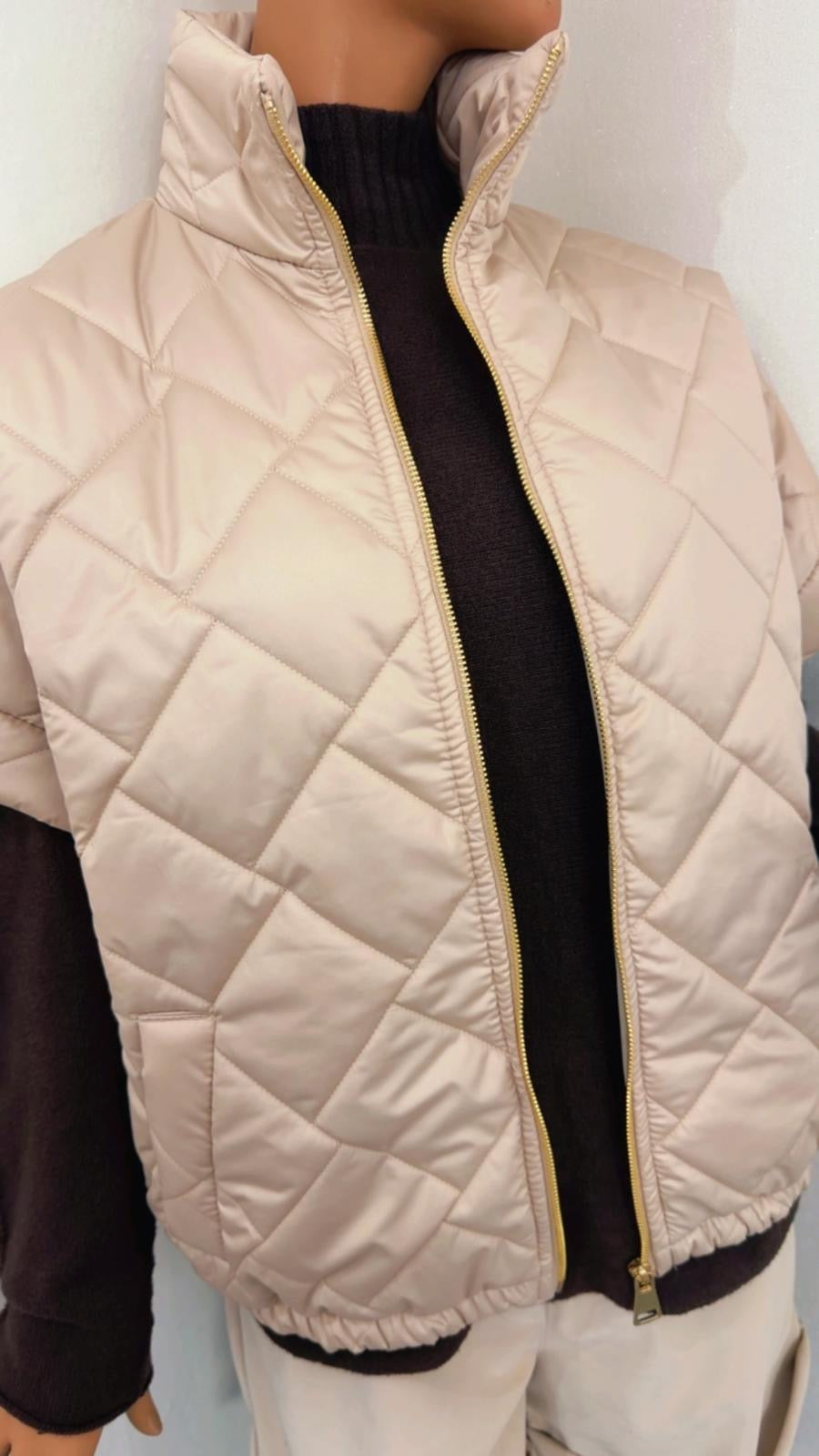 Leichte Steppweste in Beige