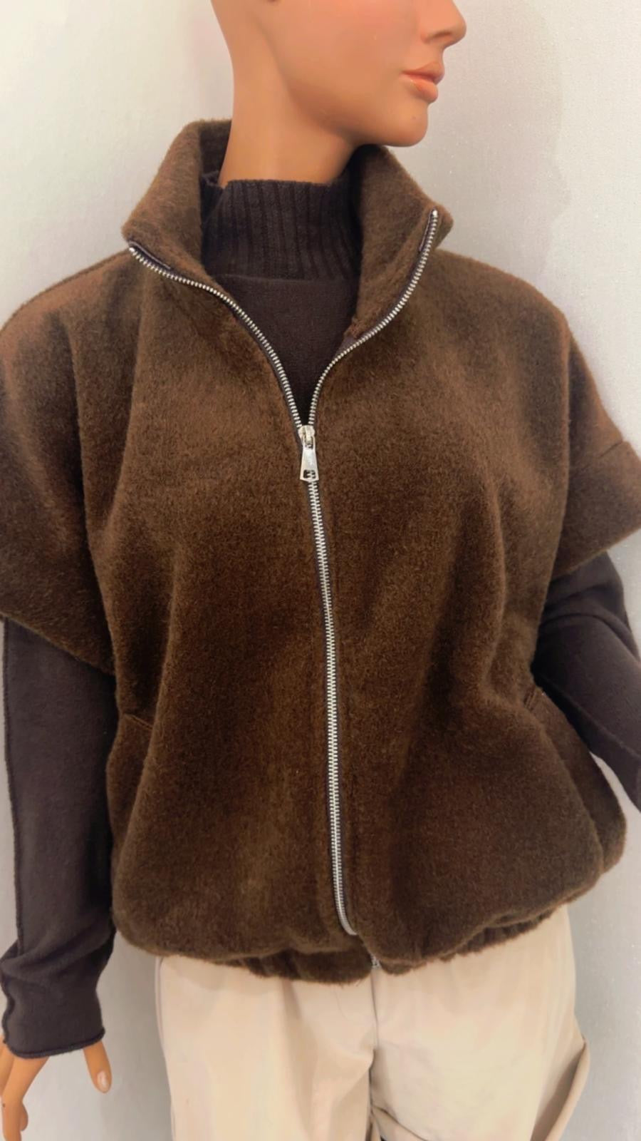 Kuschelige Teddy-Weste in Dunkelbraun