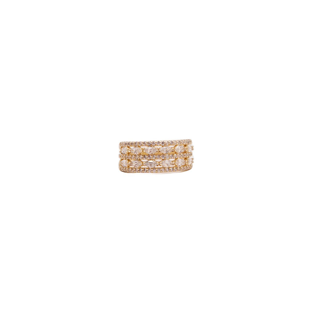 Goldfarbener Ring mit breitem Muster